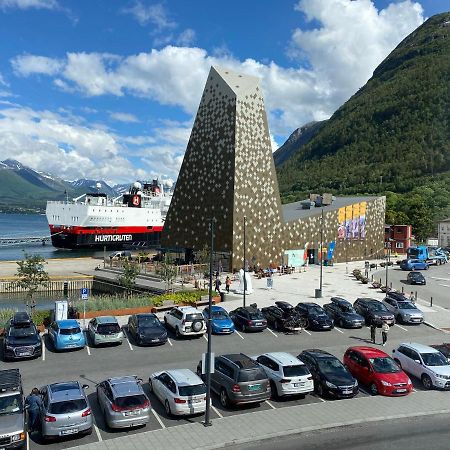 Andalsnes Sentrum Apartment No1 Exterior photo
